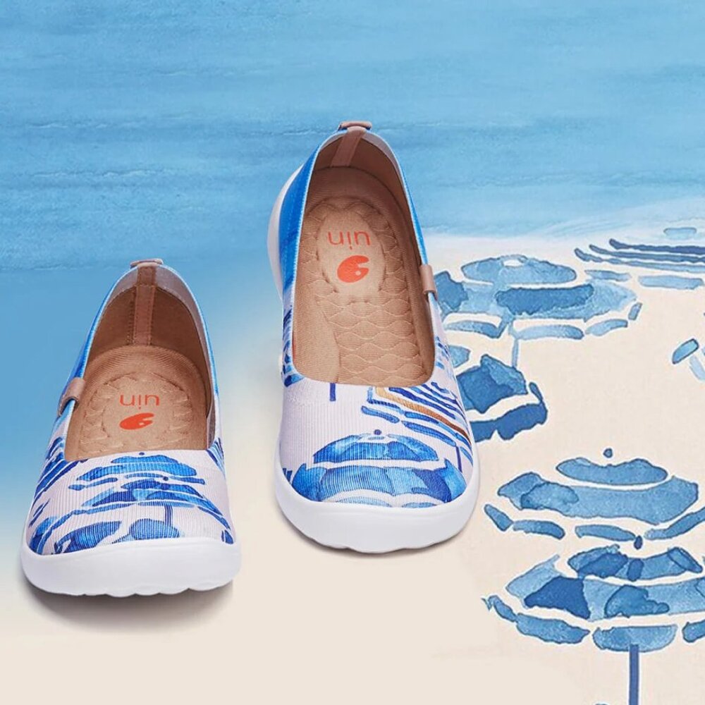 UIN | Women's Blue "Beach Umbrella" Slip On Shoes | 8.5
